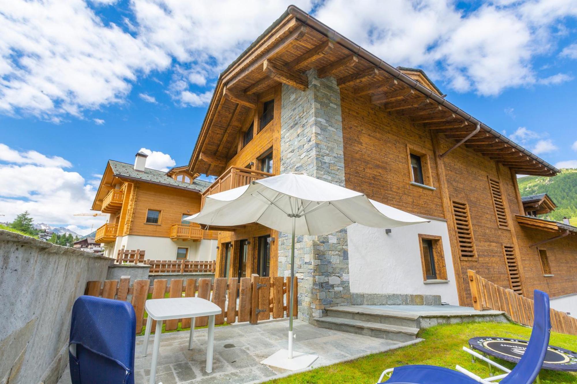 Casa Luminosa Ski In -ski Out 100m - Happy * Ливиньо